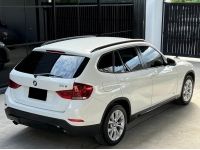 BMW X1 2.0 วิ่ง 80000 KM ปี2013 ขาว เบาะแดง รูปที่ 3