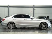 Mercedes-Benz C350e AMG Dynamic ปี 2016 ไมล์ 121,xxx Km รูปที่ 3