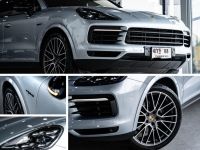 PORSCHE CAYENNE COUPE E-HYBRID 3.0 ปี2022  สีเทา (Quarzite Grey Metallic) รูปที่ 3