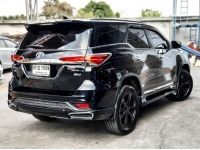 Toyota Fortuner 2.8 TRD 4x4 Blacktop TOP ปี 2017 รถสวยใหม่มากๆ รูปที่ 3