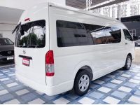 TOYOTA COMMUTER 3.0 เกียร์ธรรมดา ปี19 รูปที่ 3