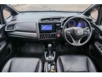 โตโยต้าชัวร์ ฟรีดาวน์ Honda Jazz 1.5 RS A/T ปี 17 รูปที่ 3