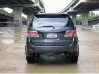 TOYOTA FORTUNER 3.0 4WD ออโต้ รูปที่ 3