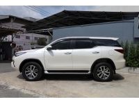 toyota fortuner 2.4 v ไมล์แท้ 110,000 auto ฟรีดาวน์ รูปที่ 3