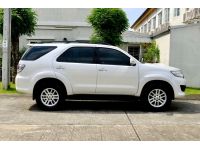 2015 TOYOTA FORTUNER 3.0V(ขับ2) ผ่อน 10,xxx รูปที่ 3