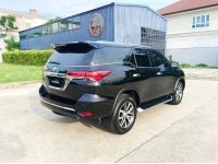 TOYOTA FORTUNER 2.4V ออกรถปี 20 สีดำ สวยเดิม 90,000 km รูปที่ 3