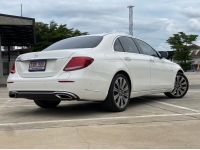 Benz E350e Exclusive 2017 สีขาว Polar White  เบาะสีน้ำตาล รูปที่ 3