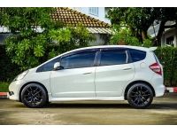 HONDA Jazz 1.5 SV TOPสุด ปี 2010 รถสวยน่าใช้ผ่อนสบายๆ รูปที่ 3