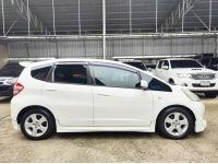 Honda Jazz 1.5V ปี 2010 ไมล์ 194,xxx Km รูปที่ 3