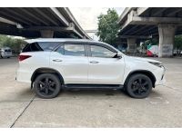 Toyota Fortuner 2.8 TRD Sportivo 2WD AT ปี 2017 รูปที่ 3