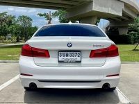 BMW 520d 2.0 Sport Line โฉม G30  ปี  2017 จด 22 รูปที่ 3