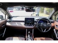 2020 TOYOTA CROSS 1.8 HYBRID PREMIUM SAFETY รูปที่ 3