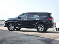 TOYOTA Fortuner 2.4V 4x4 ปี 2018 จด 19 ไมล์ 110,xxx Km รูปที่ 3