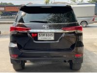 2016 TOYOTA FORTUNER 2.8 V 4WD (สีน้ำตาล) รูปที่ 3