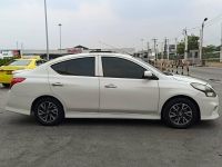 NISSAN ALMERA 1.2 E SPORTECH สีขาวมุขปี2019 ไมล์ 80,000 km. ฟรีดาว รูปที่ 3