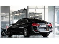 BMW 740Le xDrive Pure Excellence ปี 2017 จด19 ไมล์ 116,xxx Km รูปที่ 3