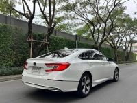 Honda Accord 2.0 eHEV TECH ปี 2022 สีขาวมุก Top Sunroof รูปที่ 3