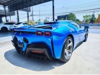 2023 Ferrari SF90 Stradale สี Blu Corsa  สภาพป้ายแดงทุกประการ วิ่ง 417 KM รูปที่ 3