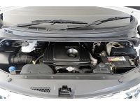 2012 Hyundai Grand Starex 2.5 VIP Wagon AT สีขาว เกียร์อัตโนมัติ 5 สปีด ทิปโทนิก เครื่องยนต์เทอร์โบดีเซล 175 Hp สุดประหยัด ภายในแต่งvip รูปที่ 3