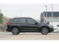 BMW X1 sDrive20d M sport (LCI) ปี 2021 สีดำ BSI วารันตีเหลือ ถึง 2567 รูปที่ 3