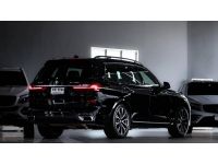 ขาย BMW X7 xDrive30d M SPORT G07 ปี 2021 สีดำ ดีเซล 7 ที่นั่ง จากค่ายกังหันฟ้า BRI-BSI เหลือ ถึง 092026 (ศท 9599 กทม.) รูปที่ 3