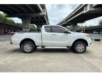 Mazda BT-50 2.2 Free Style Cab Hi-RACER MT ปี 2013 ฟรีดาวน์ ผ่อนเพียง 5,044 บาท รูปที่ 3