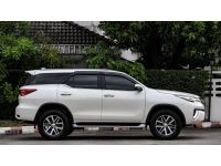 2018  TOYOTA FORTUNER 2.8 4WD รูปที่ 3