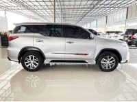 Toyota Fortuner 2.4 V (ปี 2018) SUV AT - 2WD รูปที่ 3