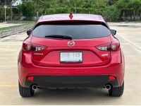 Mazda3 2.0 S Sport 5ประตู สีแดง  ปี2015 มือเดียวป้ายแดง รูปที่ 3