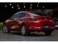 2019 Mazda 3 2.0 S รถเก๋ง 4 ประตู ดาวน์ 0บาท ติดต่อโชว์รูมด่วนที่นี่เท่านั้น รูปที่ 3