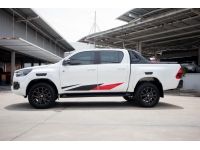 โตโยต้าชัวร์ เทรสไดร์ฟ Revo D-cab 2.8 GR Sport 4x4 A/T ปี 2022 รูปที่ 3