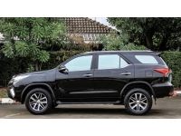 2016 TOYOTA FORTUNER 2.8V 2WD รูปที่ 3