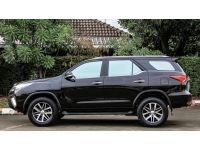 TOYOTA FORTUNER 2.8 V 2WD ปี 2016 ไมล์ 144,xxx Km รูปที่ 3