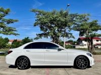 Benz C220d AMG Dynamic (W205) ปี2020 สีขาว รูปที่ 3