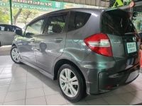 Honda Jazz 1.5 SV ปี2011 Auto รุ่นท๊อปสุด สีเทา มือ1 รูปที่ 3