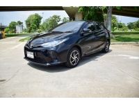 ปี2022 /ฟรีดาวน์/รถสวยมือเดียว TOYOTA YARIS 1.2 สปอรต์ /ชุดแต่งรอบคัน /เกียร์ออโต้ /แอร์ดิจิต๊อล /เบาะหนังแท้ /พวงมาลัยมัลติ จอ CD MP3 ABS USB AIRBAG /กุญแจรีโมท สำรองครบ /กล้องถอยหลัง สวยตรงปก /โทร 0 รูปที่ 3