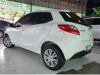 รถเก๋ง Mazda 2 รถ 5 ประตู ปี2010 สีขาว เกียร์ธรรมดา รูปที่ 3