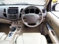 TOYOTA FORTUNER 3.0 V 4WD ปี 2006 เกียร์AUTO สภาพป้ายแดง รูปที่ 3