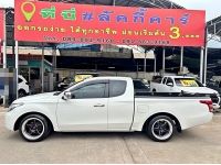 MITSUBISHI TRITON 2.5 GLX CAB ปี 2018 MT สีขาว รูปที่ 3