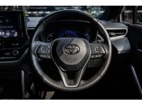 Toyota Corolla CROSS 1.8 Hybrid Premium Safety 2020 รูปที่ 3