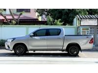 Revo 2.4 Double Cab มือเดียว ไม่เคยชน เช็คศูนย์ตลอด เครดิตดีฟรีดาวน์ รูปที่ 3