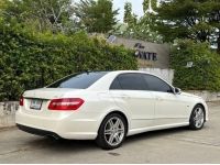 BENZ E200 AMG หลังคาแก้ว 3 จอ สีขาว ปี 2012 ไมล์ 90,000 km. รูปที่ 3