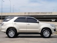 TOYOTA FORTUNER 3.0 V VNT 2WD Champ 2013 ไมล์ 25x,xxx km. รูปที่ 3