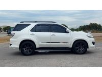 TOYOTA FORTUNER 3.0 V ดีเซล 4x4 AUTO ปี 2013 รถสวย ฟรีดาวน์ T.086-527-9533 รูปที่ 3