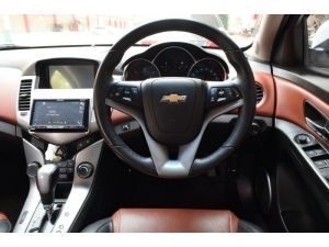 Chevrolet Cruze 2.0  LTZ Sedan AT รูปที่ 4