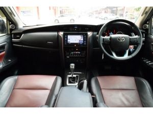 Toyota Fortuner 2.8 TRD Sportivo รูปที่ 4