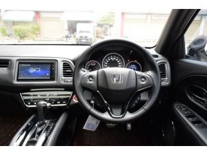 Honda HR-V 1.8  RS SUV AT รูปที่ 4