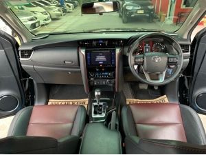 NEW TOYOTA FORTUNER 2.8 V TRD 4WD 2017 รูปที่ 4