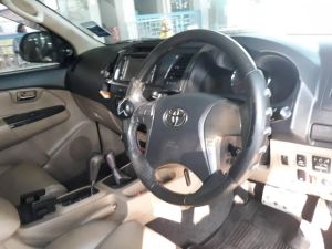 Fortuner 2012 TRD 3.0 รูปที่ 4