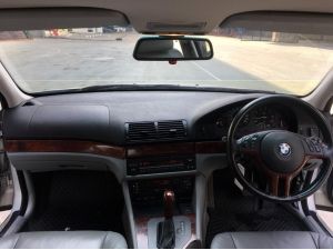 2002 BMW 523IA E39 รูปที่ 4